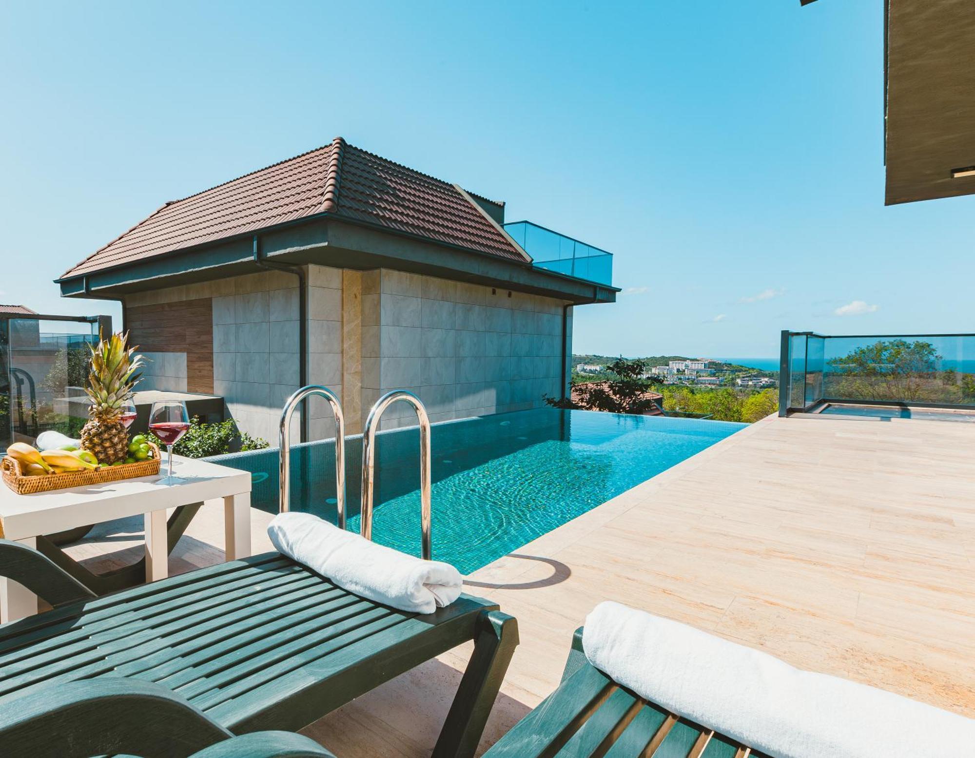 Royal Blue Istanbul - Luxury Villas Экстерьер фото
