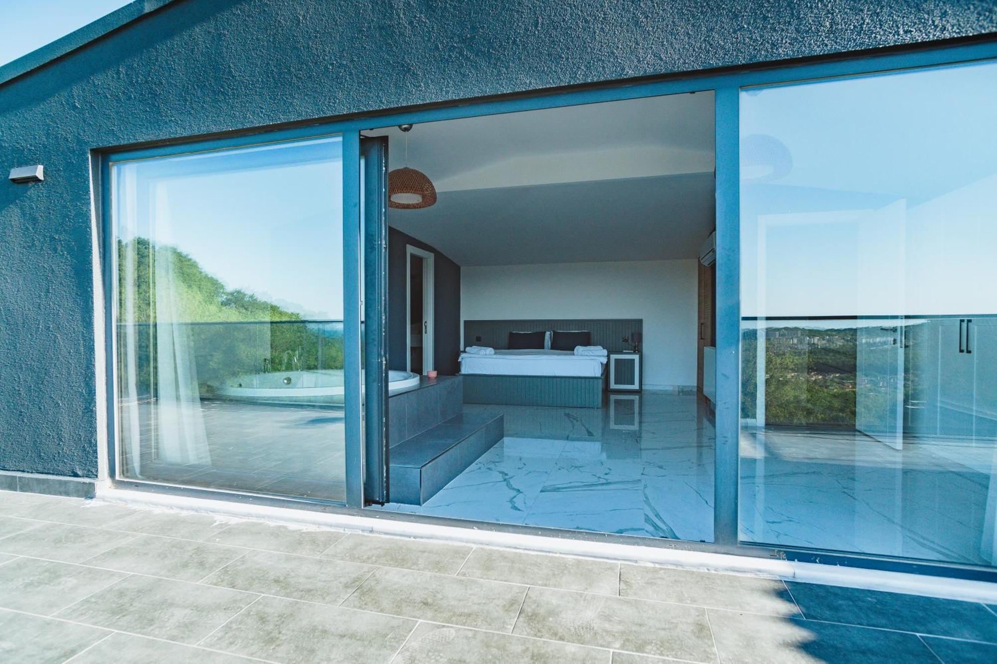 Royal Blue Istanbul - Luxury Villas Экстерьер фото