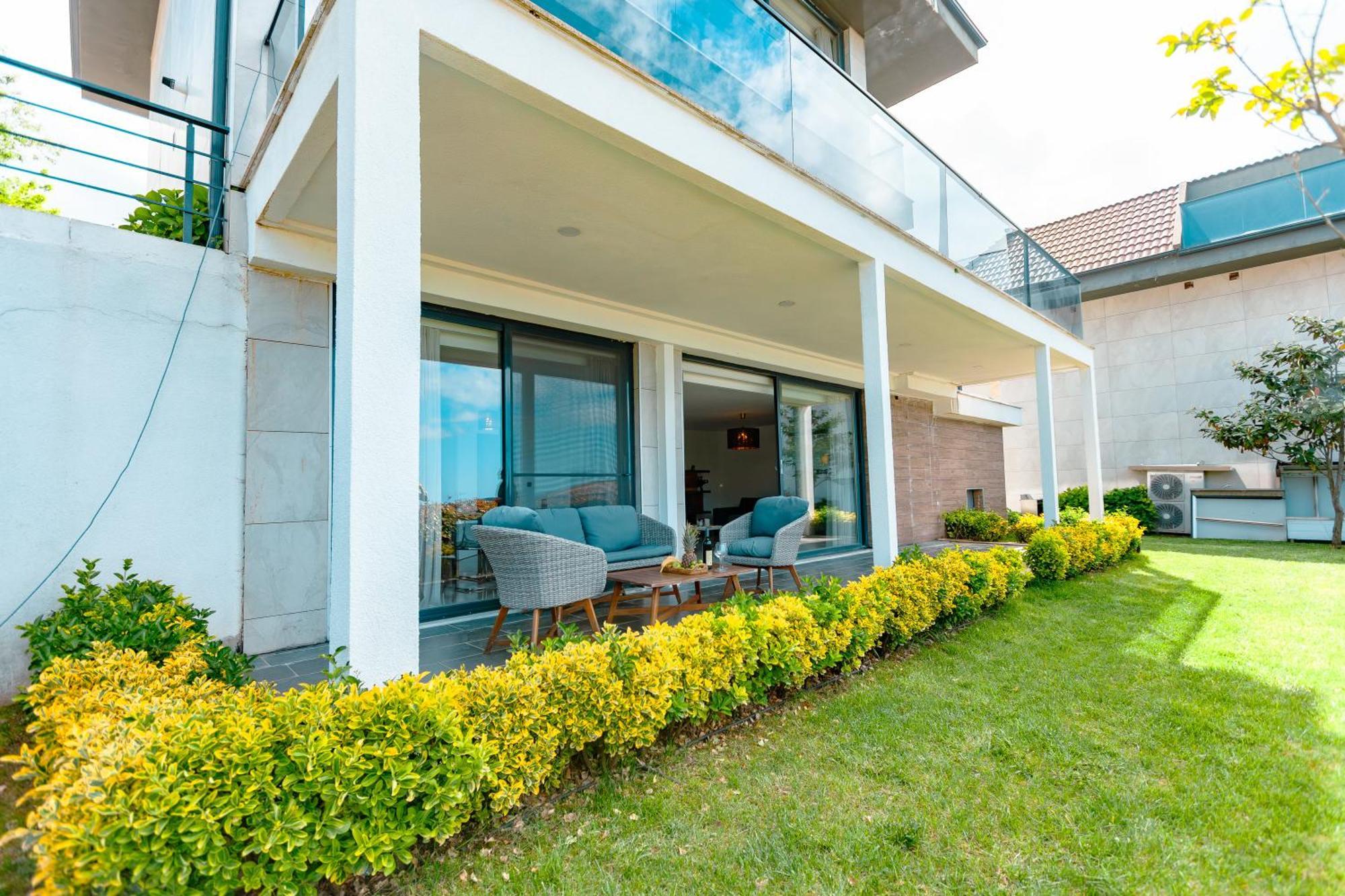 Royal Blue Istanbul - Luxury Villas Экстерьер фото