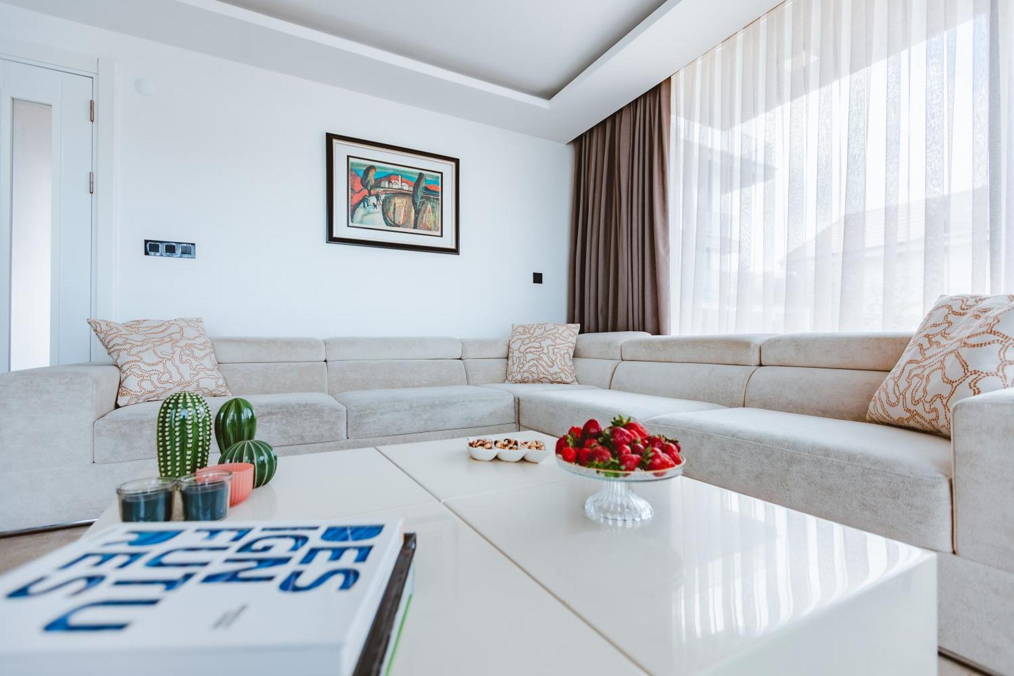 Royal Blue Istanbul - Luxury Villas Экстерьер фото